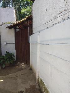 Kitnet próxima à praia em Camburi