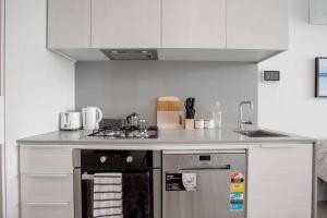 Comfy and warm 2BR Apt at Parkville