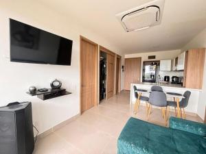 Apartamento con piscina, playa y cerca aeropuerto de Cartagena