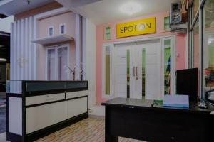 OYO Life 2417 Melati Residence