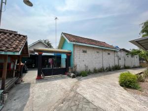 Hotel O Kost Bu Tutik Syariah