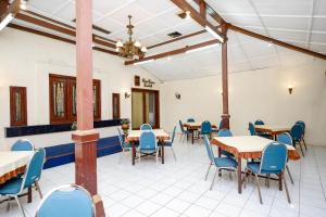 SUPER OYO Capital O 1644 Hotel Griya Kencana