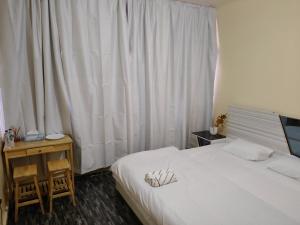 Summer home stay 04