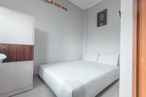 OYO Life 2335 Kos 89 - Ciherangsating