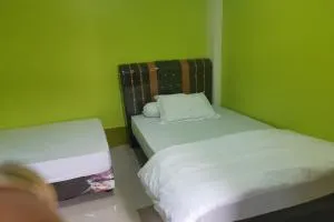 OYO 3487 Es Em Je Residence - Lubukpakam