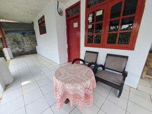 OYO Life 93841 Panorama Dewi