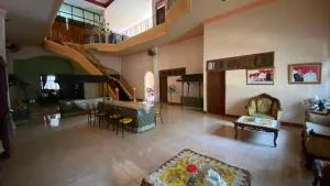 OYO 93176 Hotel Savira Near Barru - Watansopeng