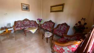 Hotel O Savira Near Barru