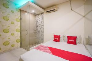 Super OYO Capital O 92633 Spring Hotel Gubeng