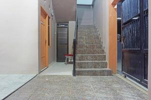 Hotel O Almeerah Homestay Syariah Near RS Hermina