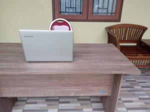 Hotel O Neva Guest House SyariahNearWaduk Cipta Karya