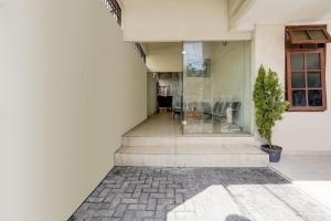 OYO 91361 Benlin Dkost Syariah