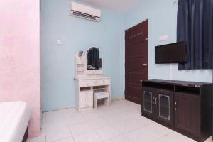 OYO Life 2466 Galaxy Kost