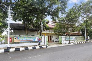 Hotel O Alika Homestay