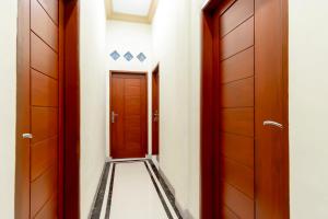 Capital O 1585 Ring Road Residence