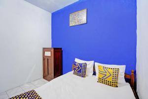 OYO Life 92921 Omaya Kost Syariah