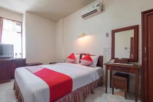OYO 1090 Hotel Anging Mammiri Makassar