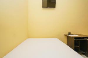 OYO Life 2619 Kost Keluarga Cemara