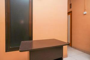 OYO Life 2619 Kost Keluarga Cemara
