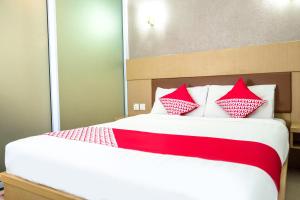 Capital O 664 Romance Hotel