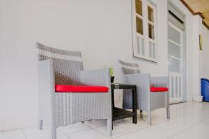 OYO Life 2638 Hotel Raya