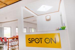 OYO Life 2638 Hotel Raya