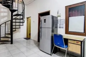 Super OYO 92511 Griya Dias Syariah - Seturan