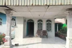 SPOT ON 92697 Ani Nur Homestay Syariah - Белаван