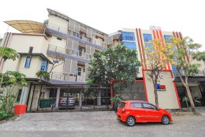 Capital O 175 K-60 Residence