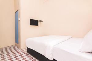 OYO Life 2583 Kost Anggun