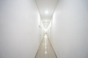 OYO 443 Hotel Barlian