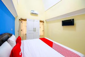 OYO Life 1643 Grand Monica