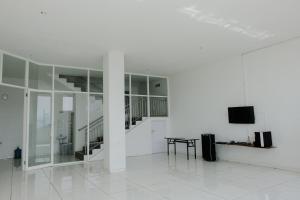 Hotel O Batu near Jatim Park formerly Villa Bukit Panderman Residence