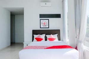 Hotel O Batu near Jatim Park formerly Villa Bukit Panderman Residence