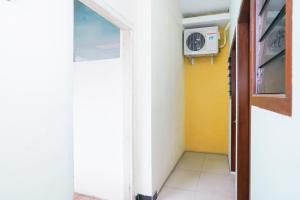 OYO Life 2309 Kost Si Mbok Vivi