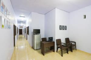 OYO Life 2724 Wisma Wijaya