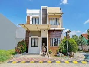 OYO 92772 Losmen Diah Syariah - Langsa