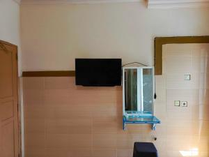 Hotel O Wisma Syariah Lahundape