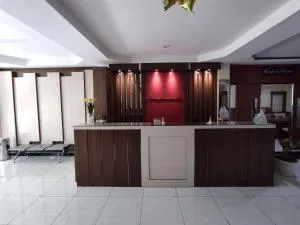 OYO 93278 Wisma Syariah Lahundape - Lepoleop