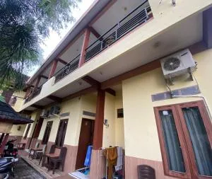 OYO Life 93407 Kos Sweta - Lembuak