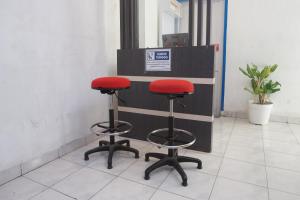 Hotel O Pondok Hitung Near GOR Kalegowa