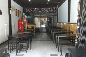 Hotel O Homestay 47 Latanete Near Living Plaza