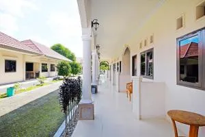 Collection O 91046 Hotel Remaja Indah Masamba - Masamba