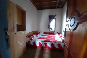 OYO HOMES 91248 Desa Wisata Banding Agung Danau Ranau