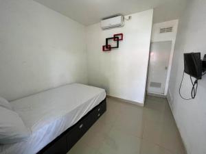 Hotel O Aero Kost Bu Lisa Syariah Near Pasar Tradisional Lawang