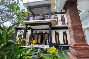 Capital O 93844 Arta Adi Homestay NearBali Zoo