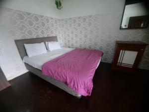 OYO 94021 Guest House Pak Eman
