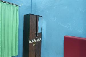 OYO 93875 Tifar House Near Lapangan Raja-raja