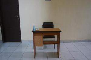 OYO 93875 Tifar House Near Lapangan Raja-raja