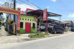 OYO 93875 Tifar House Near Lapangan Raja-raja